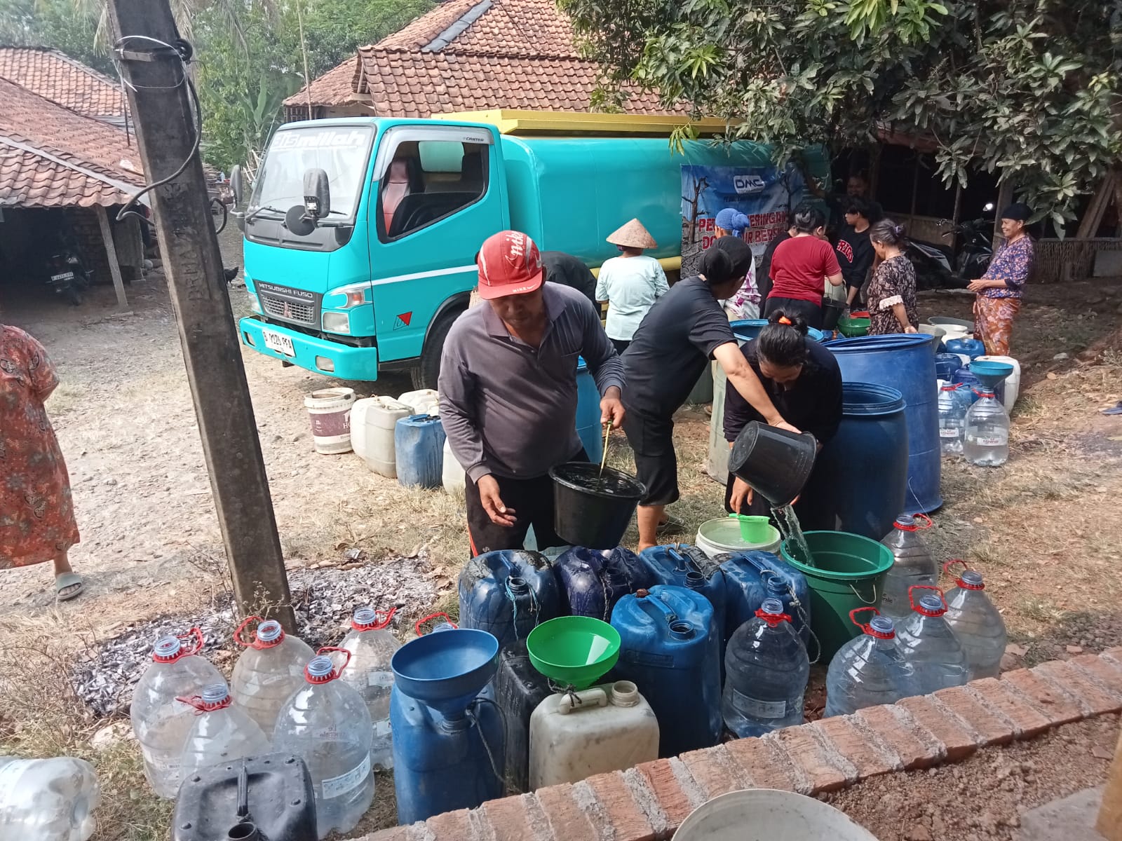 Usulan Lokasi Sedekah Air untuk Warga Jl Kampung Cihoe, RT 002 RW 005, Desa Ridho Galih, Kabupaten Bekasi, Jawa Barat